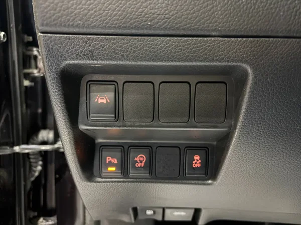 Nissan Qashqai (2017) — foto 25 van 25