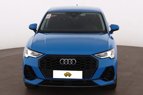 Audi Q3 Sportback (2020) — foto 24 van 26