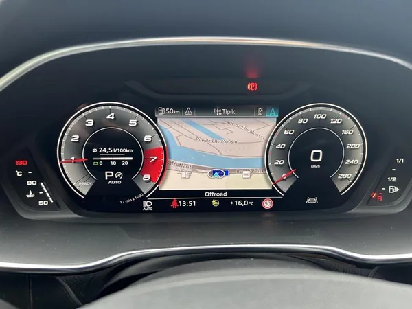 AUDI Q3 Sportback (2023) — foto 9 van 39