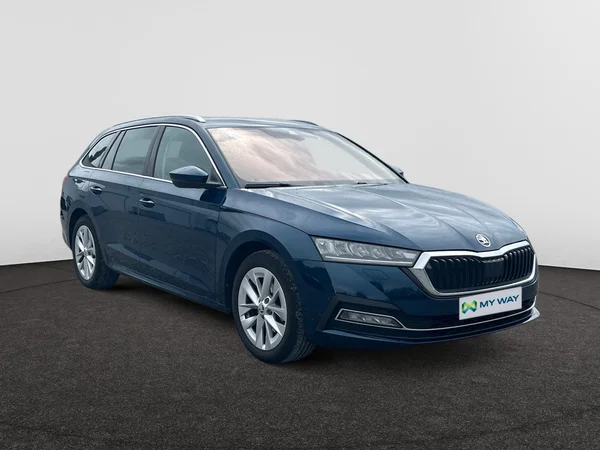 SKODA Octavia Combi (2023) — foto 16 van 18