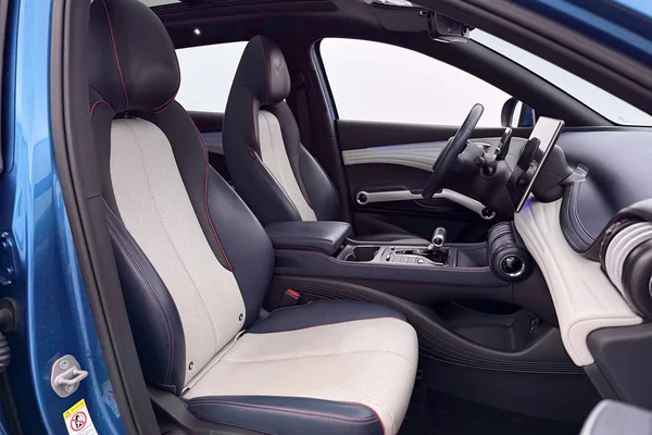 BYD Atto 3 (2023) — foto 35 van 35