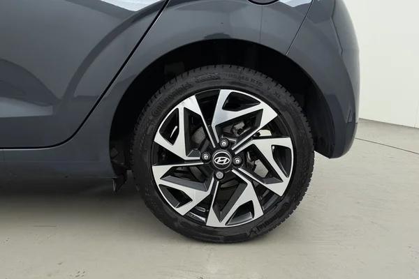 Hyundai i10 (2022) — foto 17 van 20