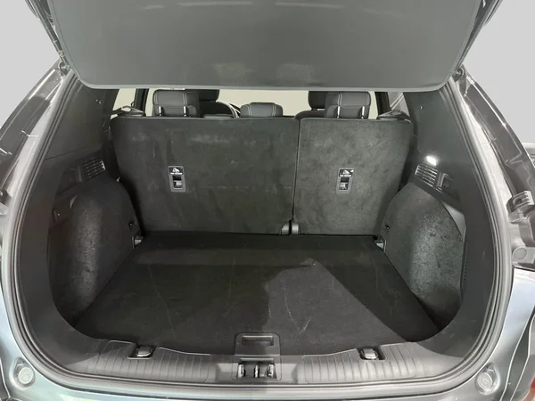 Ford Kuga (2020) — foto 18 van 19
