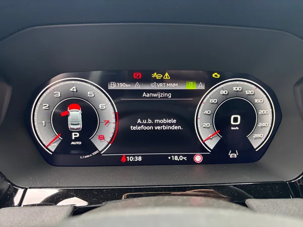 AUDI A3 Sedan (2025) — foto 2 van 24