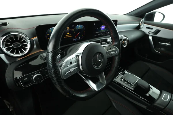Mercedes-Benz CLA-Klasse (2023) — foto 2 van 16