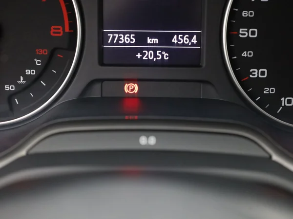 AUDI Q2 (2018) — foto 5 van 17