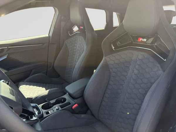 AUDI RS3 Sportback (2025) — foto 13 van 15
