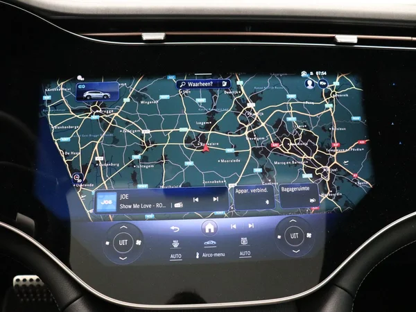 Mercedes-Benz EQS (2025) — foto 13 van 37