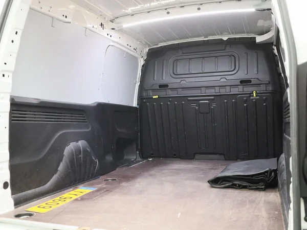 Opel Combo (2022) — foto 13 van 39