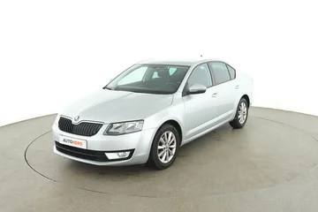 Skoda Octavia c0f07444-a842-44f6-84d8-6a73234131fa