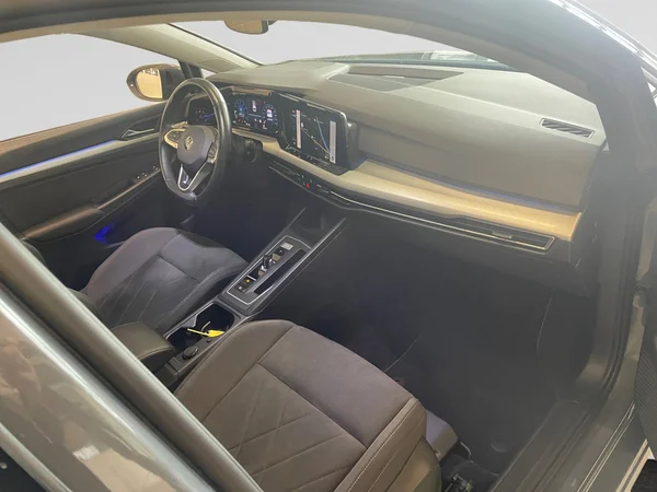 VOLKSWAGEN Golf VIII SW (2022) — foto 5 van 21