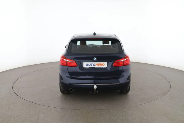 BMW 2-serie (2016) — foto 11 van 16
