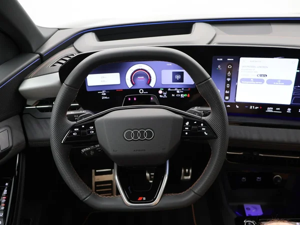 AUDI Q6 e-tron (2026) — foto 5 van 27