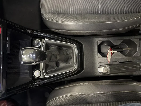 Volkswagen T-Cross (2022) — foto 8 van 20