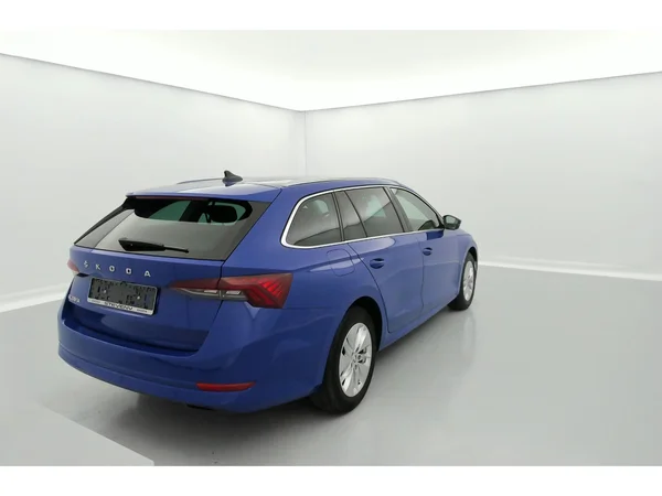 SKODA Octavia Combi (2022) — foto 35 van 35