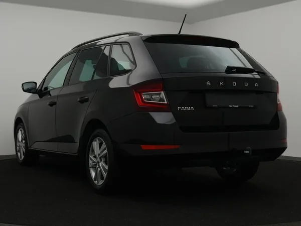 Škoda Fabia (2021) — foto 21 van 25