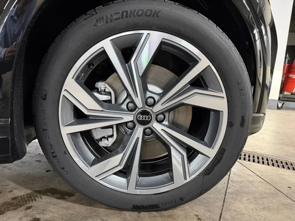 AUDI Q4 e-tron (2026) — foto 15 van 21