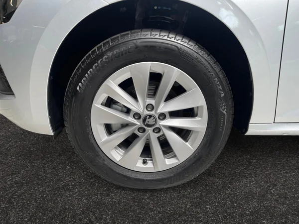 SKODA Kamiq (2026) — foto 4 van 12