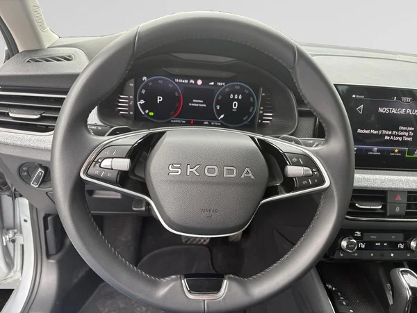 SKODA Kamiq (2026) — foto 4 van 24