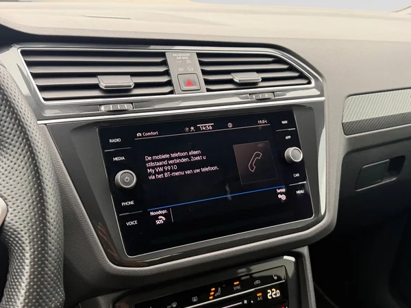 VOLKSWAGEN Tiguan (2023) — foto 20 van 23