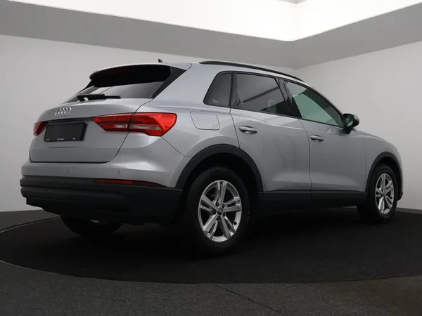Audi Q3 (2019) — foto 23 van 27