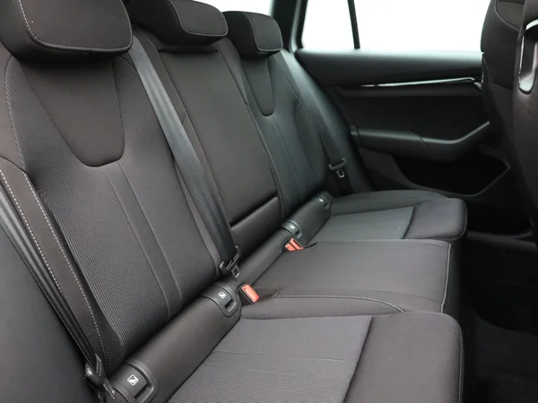 SKODA Octavia Combi (2024) — foto 18 van 22