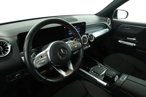 Mercedes-Benz Eqb (2022) — foto 2 van 16