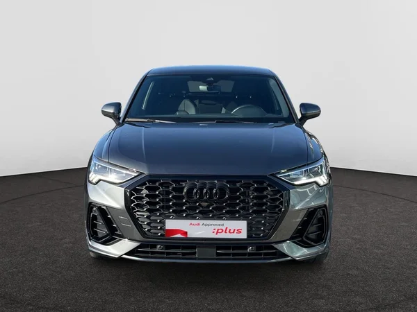 AUDI Q3 Sportback (2024) — foto 13 van 22