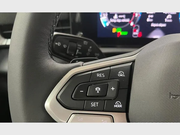 VOLKSWAGEN T-Roc (2026) — foto 4 van 29