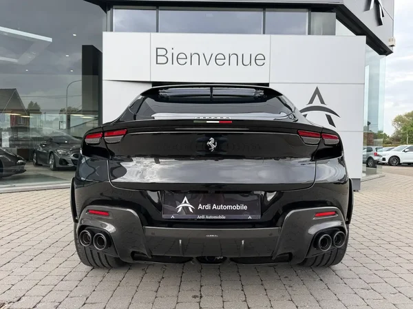 Ferrari Purosangue (2025) — foto 33 van 37