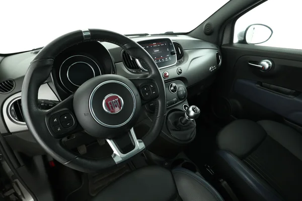 Fiat 500 (2020) — foto 2 van 16