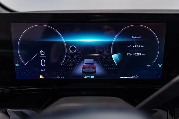 Renault Austral (2023) — foto 18 van 34
