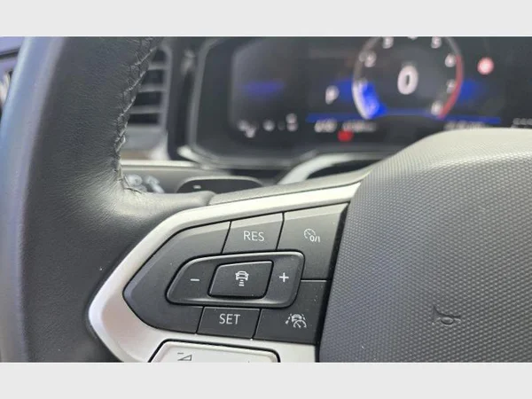 Volkswagen Taigo (2023) — foto 10 van 25