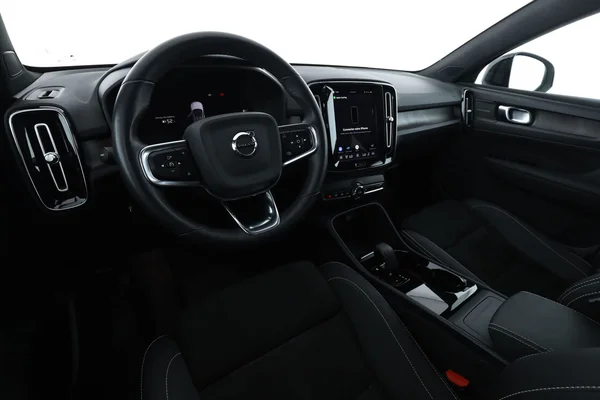 Volvo C40 (2022) — foto 2 van 16