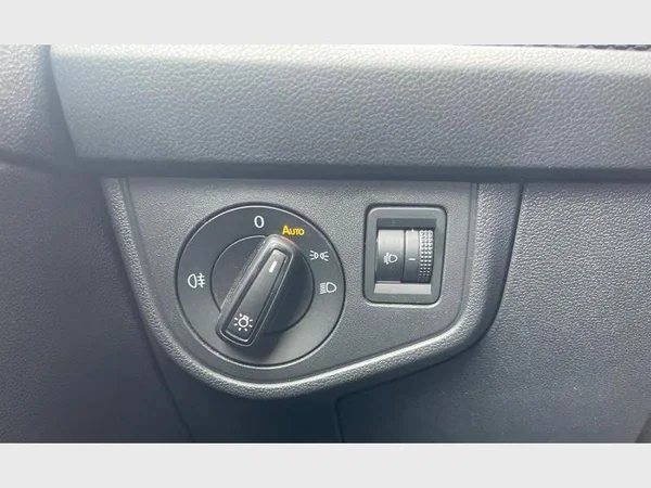 Volkswagen Taigo (2024) — foto 16 van 24
