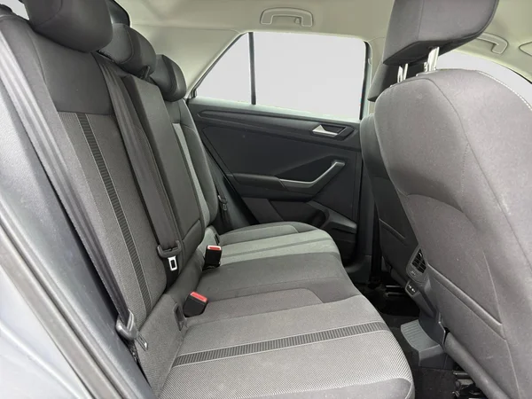 VOLKSWAGEN T-Roc (2023) — foto 11 van 24