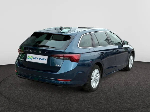 SKODA Octavia Combi (2024) — foto 9 van 24