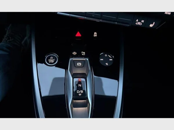 Audi Q4 e-tron (2025) — foto 11 van 24