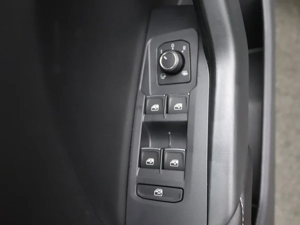 VOLKSWAGEN T-Cross (2025) — foto 20 van 20