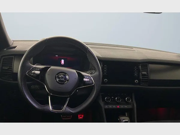 Skoda Kodiaq (2023) — foto 2 van 15