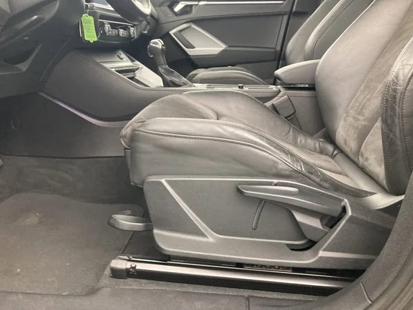 AUDI Q3 Sportback (2020) — foto 5 van 36