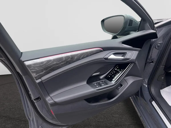 AUDI A6 Avant e-tron (2025) — foto 2 van 24