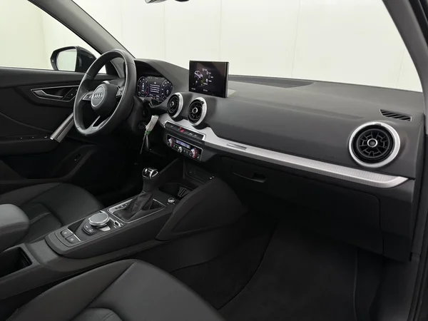 AUDI Q2 (2022) — foto 3 van 30