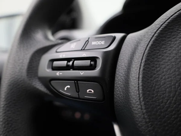 Kia Picanto (2021) — foto 10 van 34