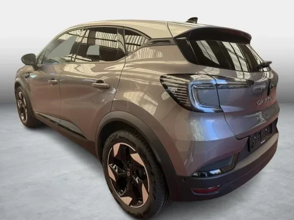 Renault Captur (2025) — foto 14 van 16
