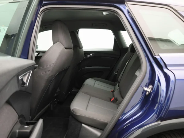 Audi Q4 e-tron (2022) — foto 2 van 45