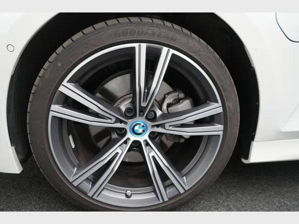 BMW 3 SW (G21LCI) (2024) — foto 29 van 31