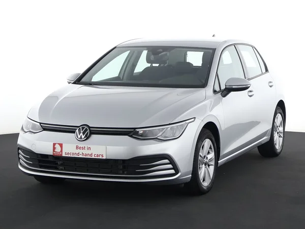 VOLKSWAGEN Golf (2024) — foto 1 van 28