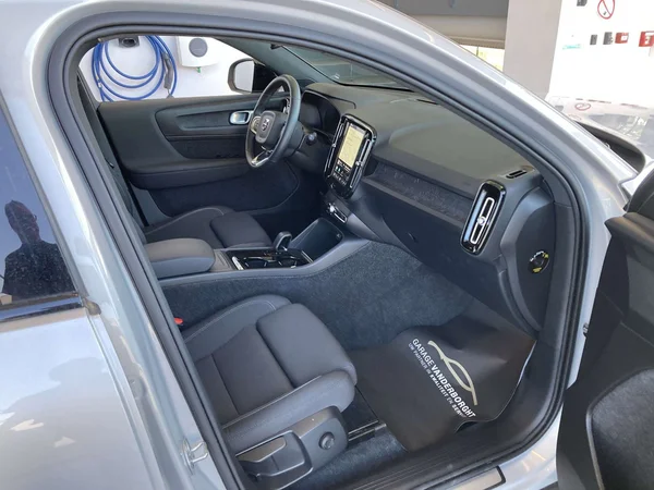 Volvo XC40 (2024) — foto 19 van 19