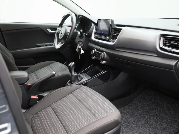 Kia Stonic (2021) — foto 26 van 35